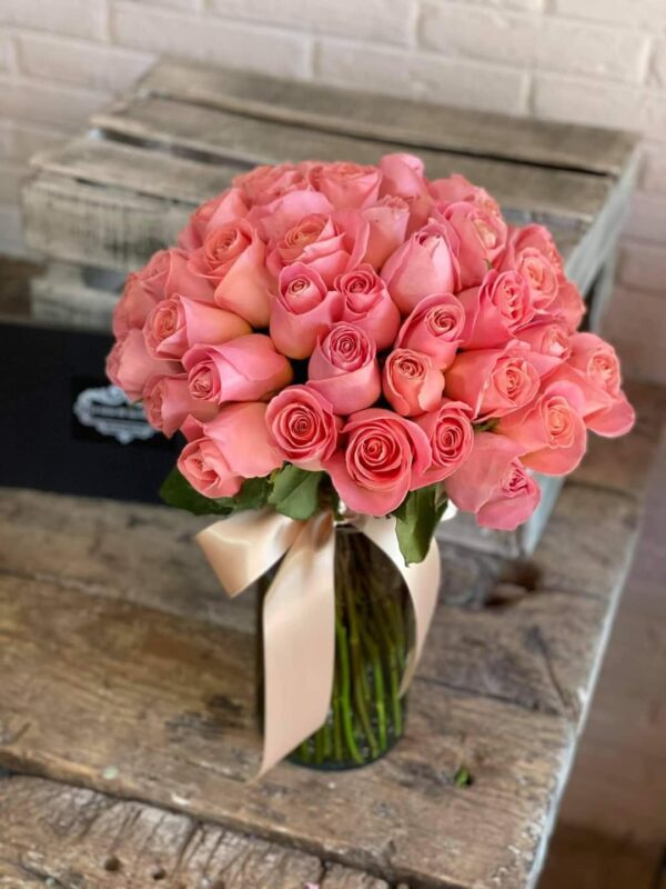 JARRON CON ROSAS ROSAS